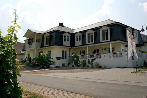 شقة Cafe Klering Briedern الغرفة الصورة